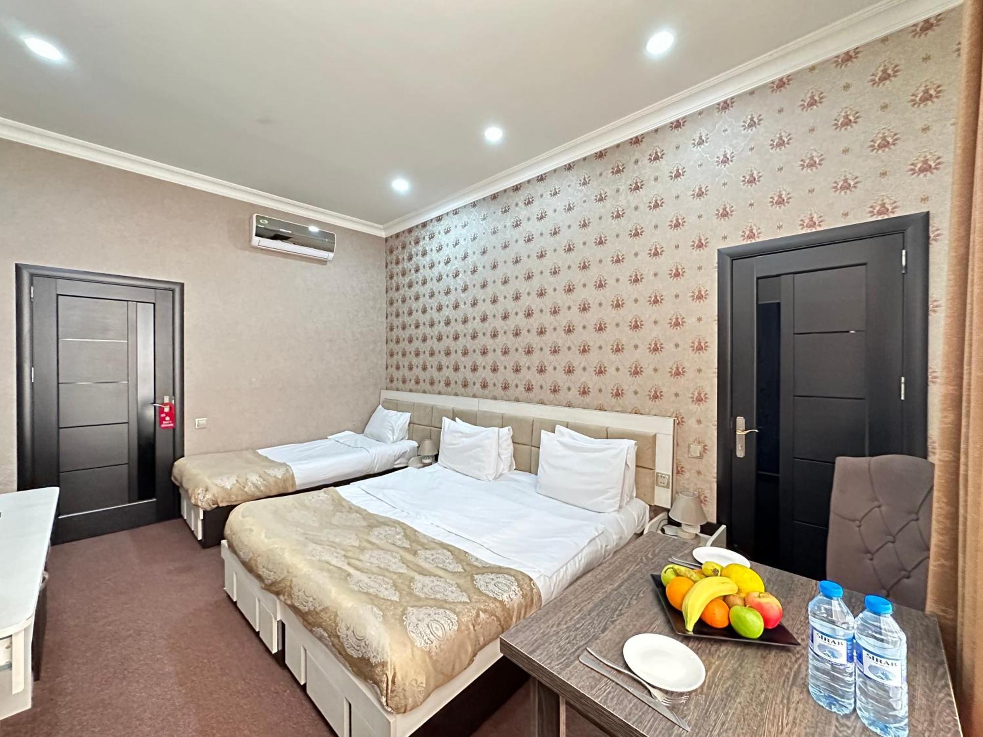 Istanbul Gold Hotel Baku Room photo